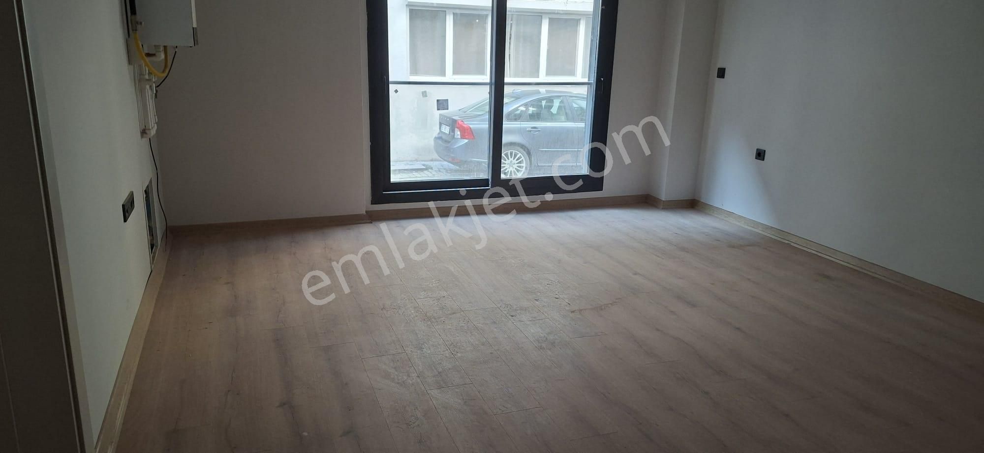 Donanmacı Mah. Sıfır Binada 1+1 Kiraiık Daire - Görsel 12