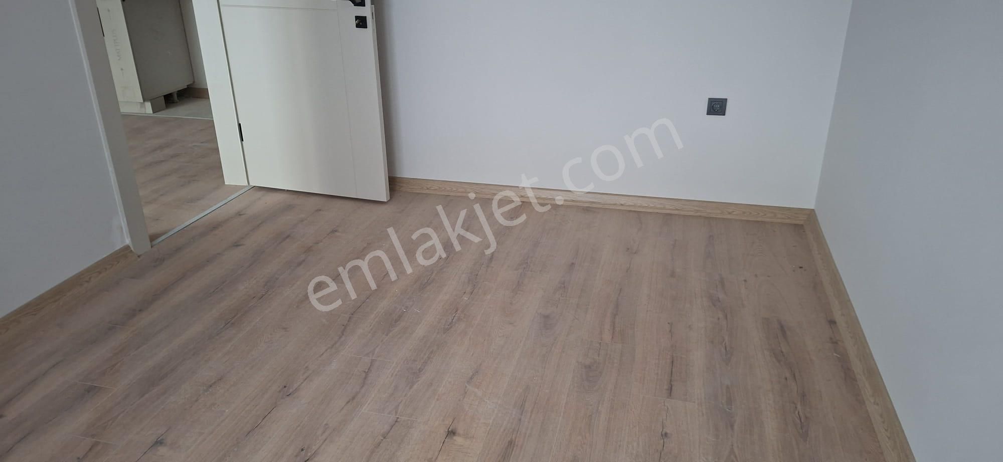Donanmacı Mah. Sıfır Binada 1+1 Kiraiık Daire - Görsel 14