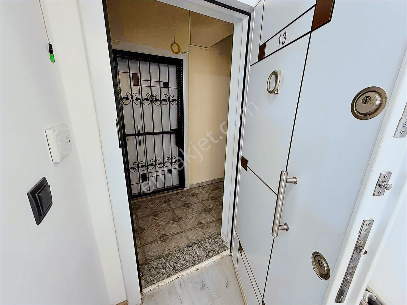 Davutlarda Eşyalı Satılık Yatırımlık 1+1 Arakat Daire - Görsel 13
