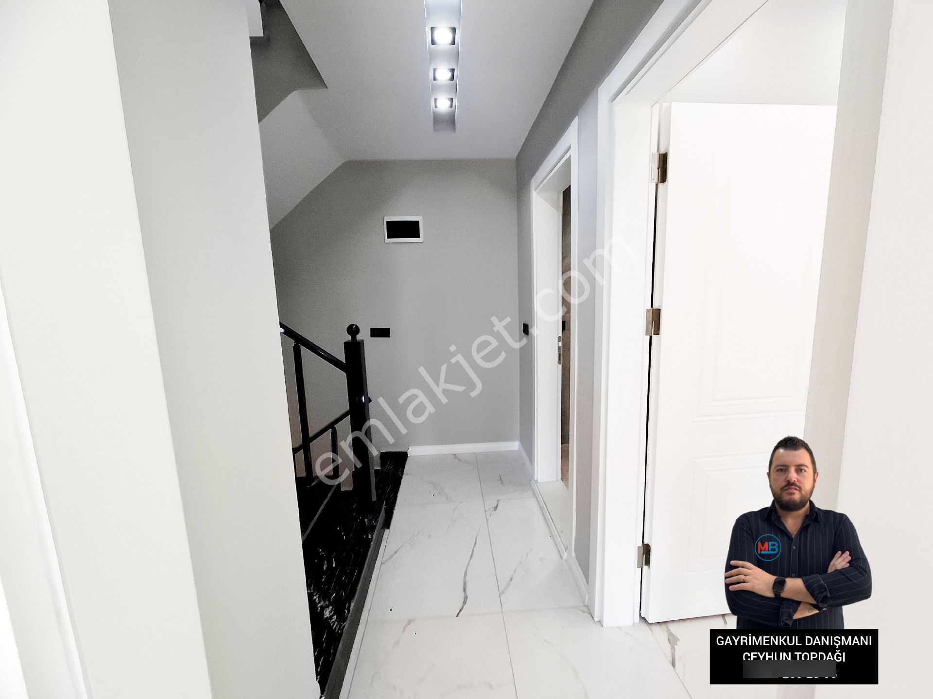 Didim Mavişehirde 3+1 Tripleks Müstakil Bahçeli Ön Cephe Denize 350 Metre Villa ! - Görsel 21