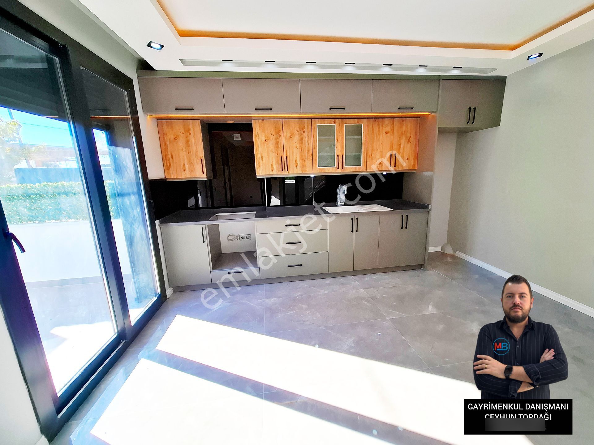 Didim Mavişehirde 3+1 Tripleks Müstakil Bahçeli Ön Cephe Denize 350 Metre Villa ! - Görsel 29