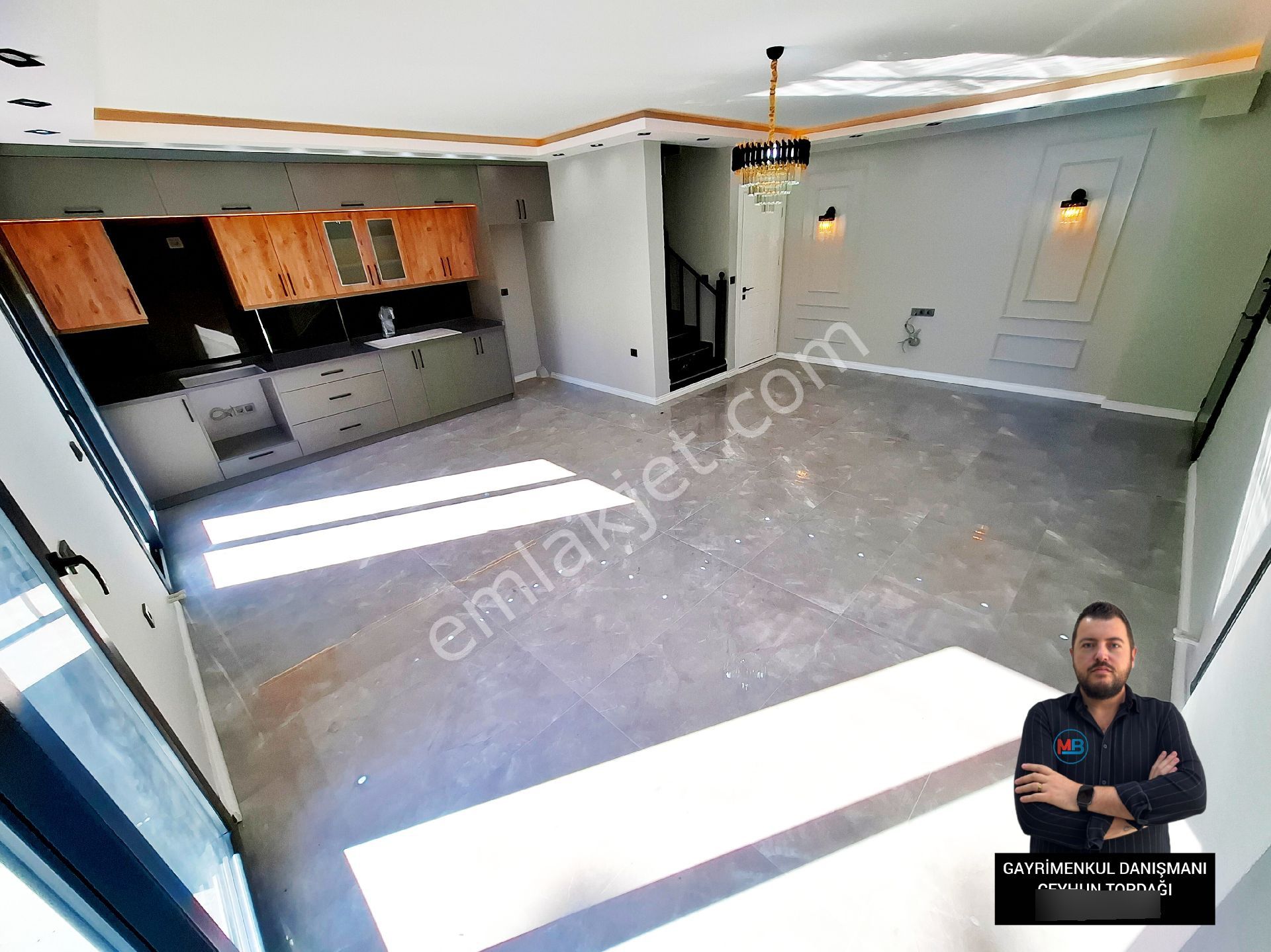 Didim Mavişehirde 3+1 Tripleks Müstakil Bahçeli Ön Cephe Denize 350 Metre Villa ! - Görsel 30