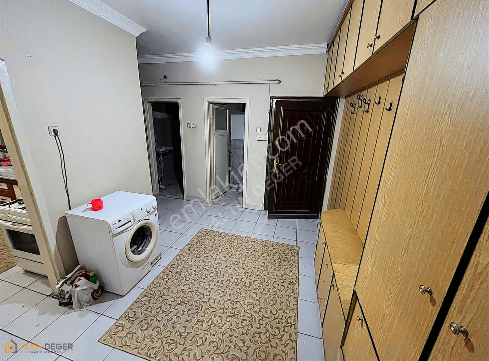 Askeri Sosyal Tesislerinin Karşısında Satılık Eşyalı 3+1 Daire