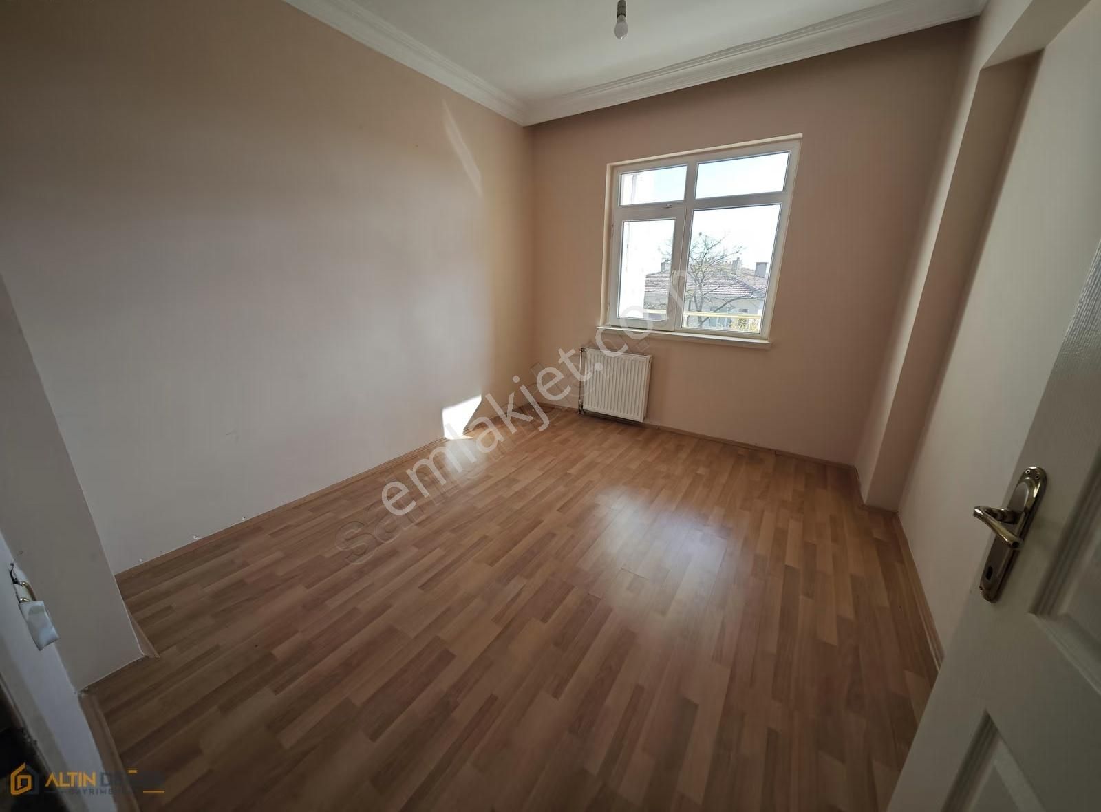 Şehitlik Mahallesi 3+1 Kiralık Daire - Görsel 4