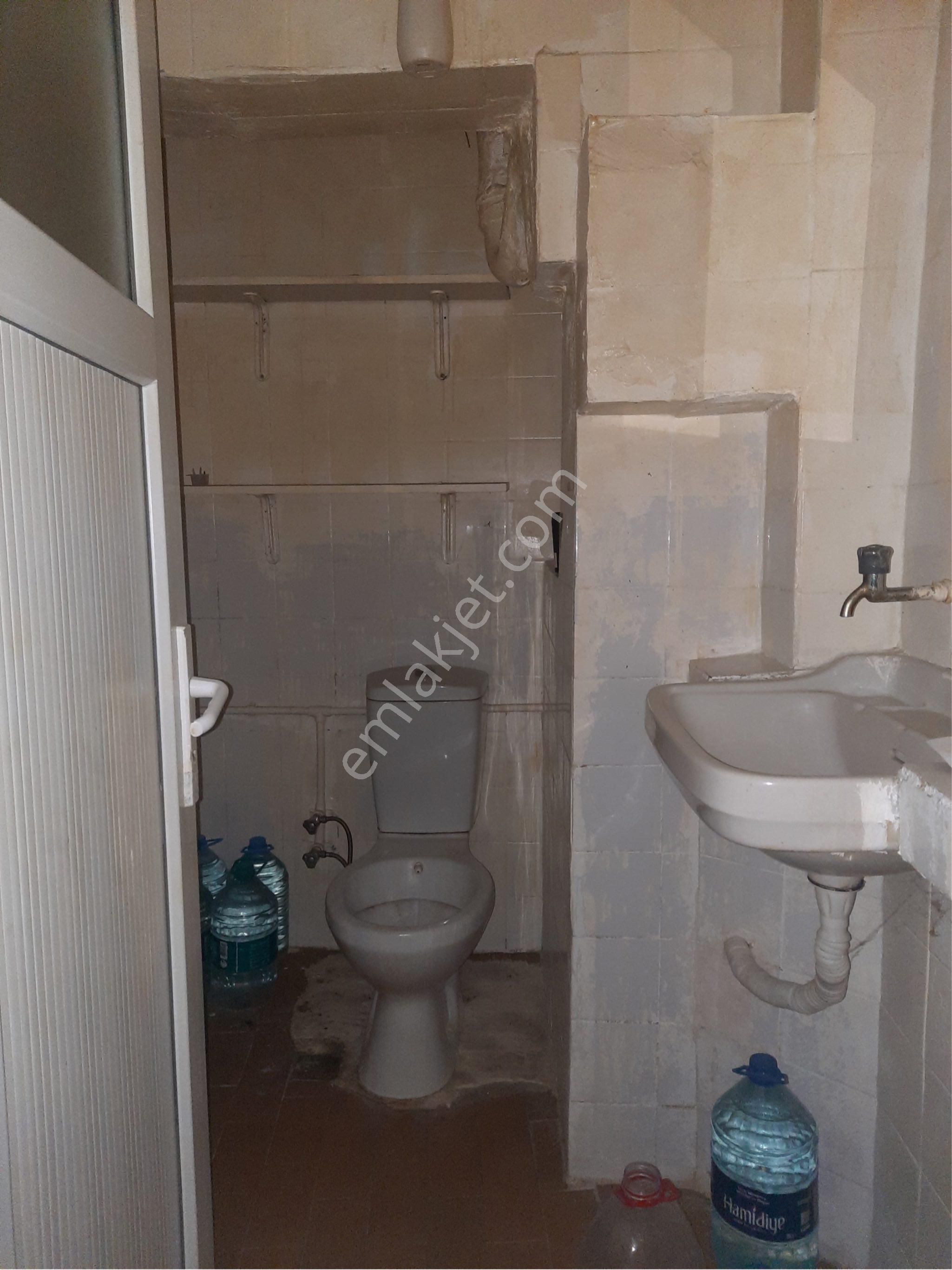 Cerrahpaşa Yolunda Paşa Tramvay Durağına Yürüme 5 Dakika - Görsel 5