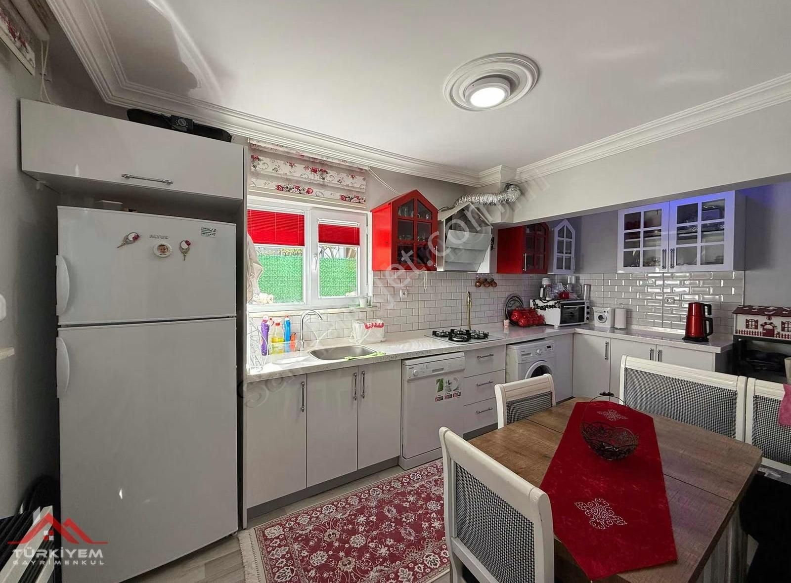 Tramvay'a Yürüme Mesafesinde Lüks Yapılı Bağımsız Villa - Görsel 19