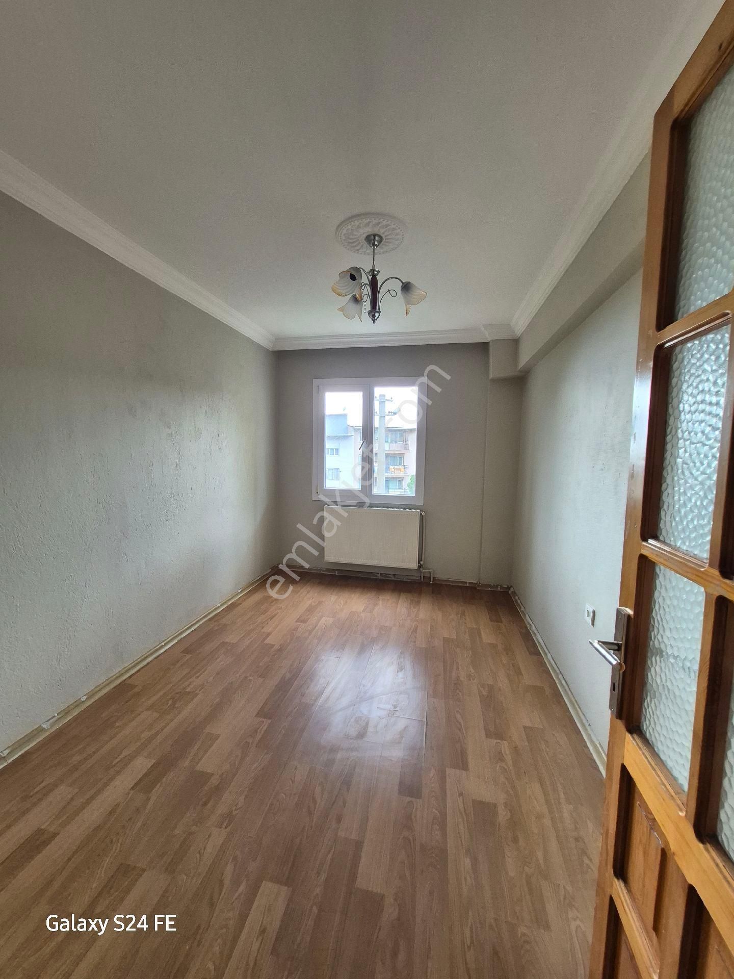 Bornova İnönü De 3+1 Kiralık - Görsel 13