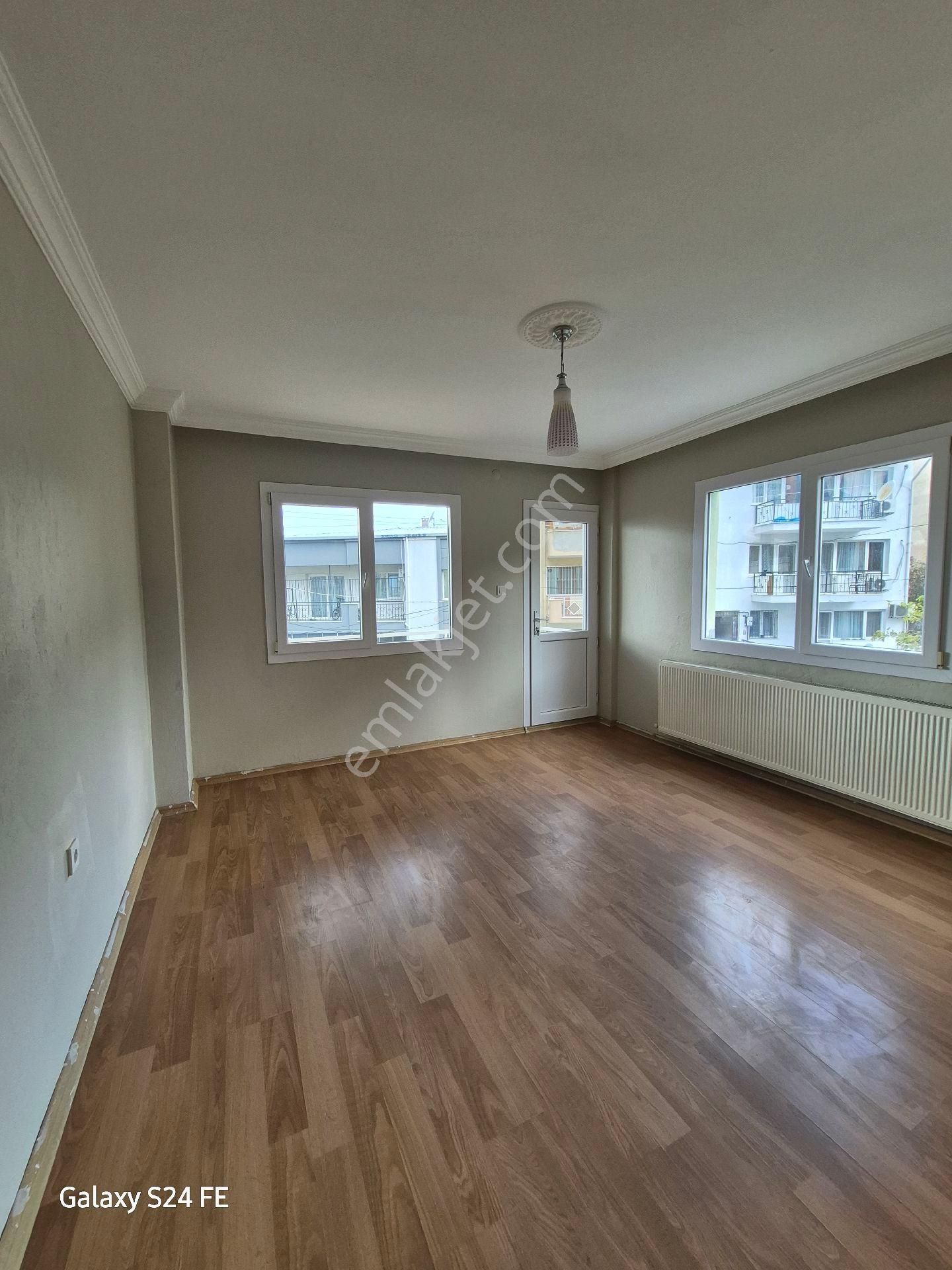 Bornova İnönü De 3+1 Kiralık - Görsel 11