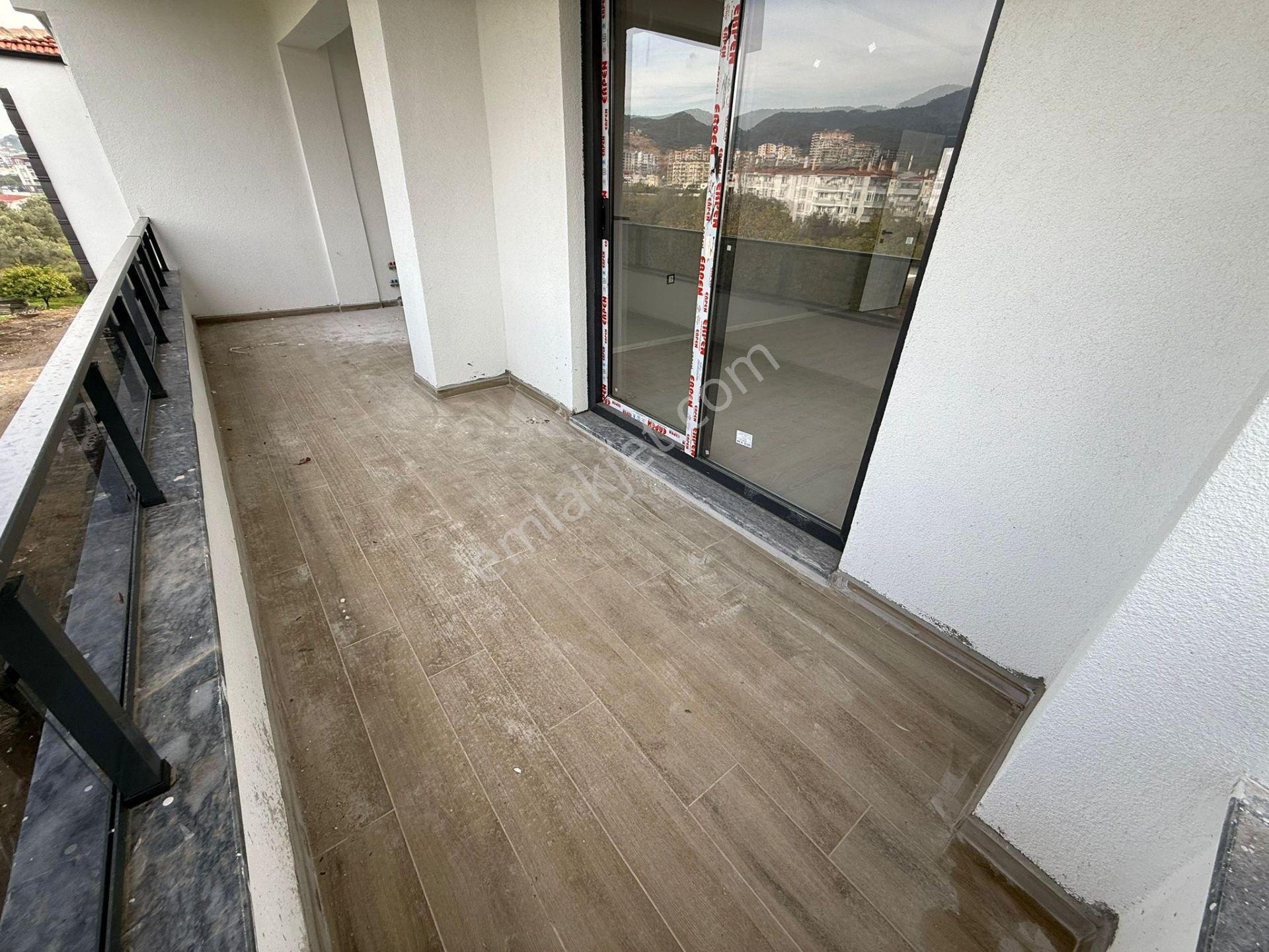 ▇ Kadıköy'de Site İçin'de 130 M2 Geniş Balkonlu 2+1 Lüks Daire ▇ - Görsel 22
