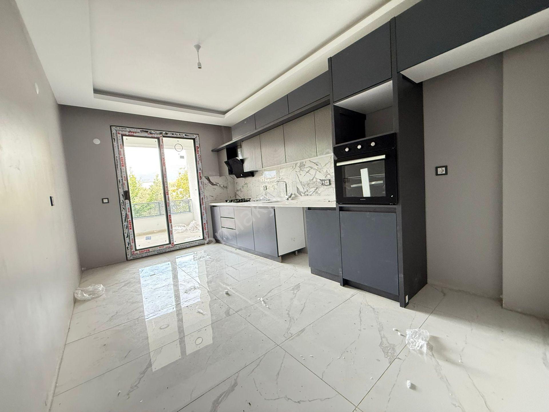 ▇ Kadıköy'de Site İçin'de 130 M2 Geniş Balkonlu 2+1 Lüks Daire ▇ - Görsel 17