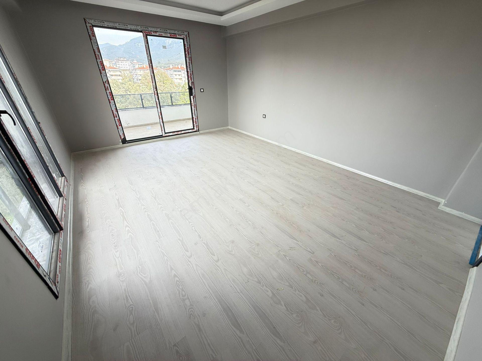 ▇ Kadıköy'de Site İçin'de 130 M2 Geniş Balkonlu 2+1 Lüks Daire ▇ - Görsel 8