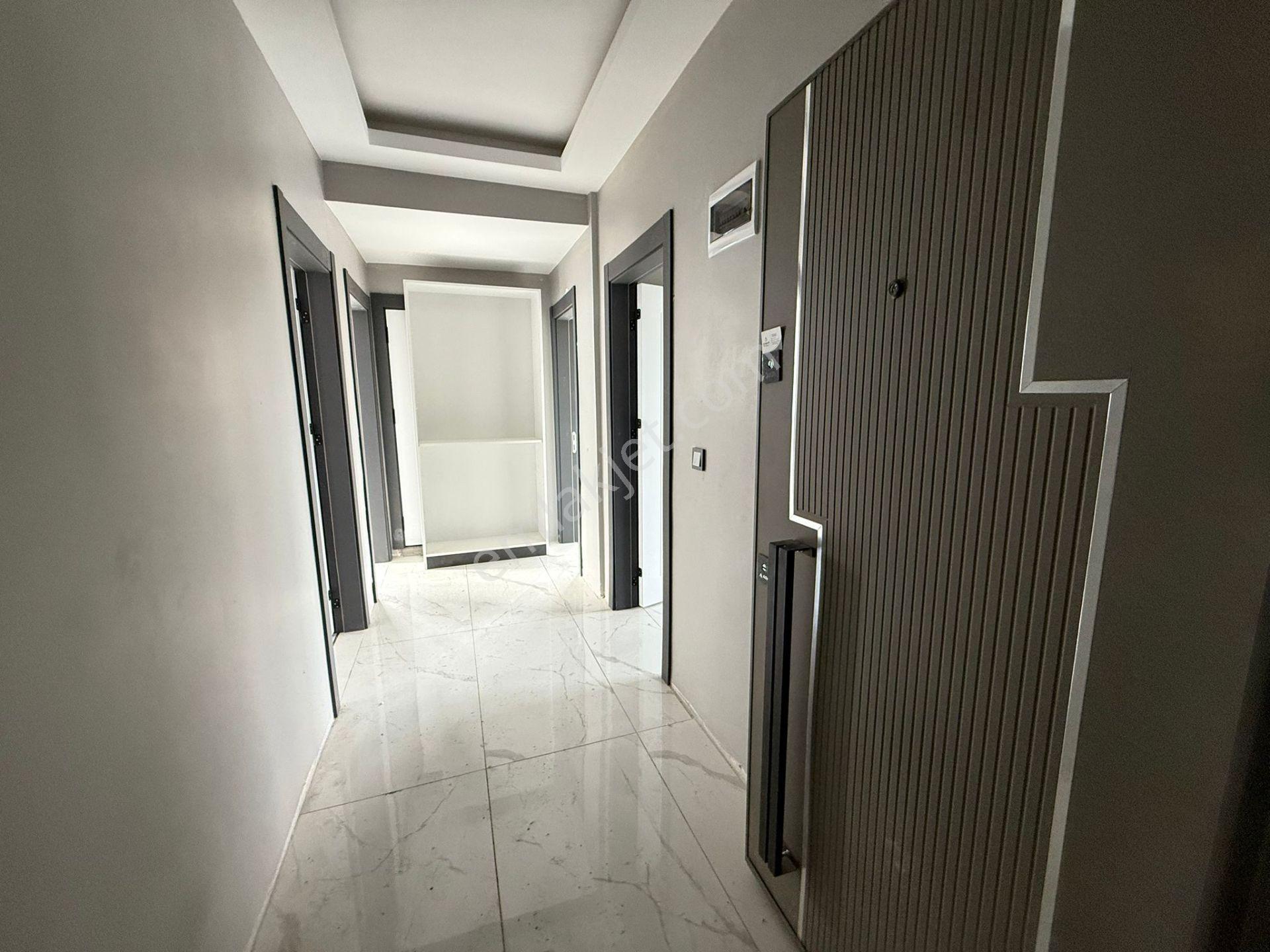 ▇ Kadıköy'de Site İçin'de 130 M2 Geniş Balkonlu 2+1 Lüks Daire ▇ - Görsel 10