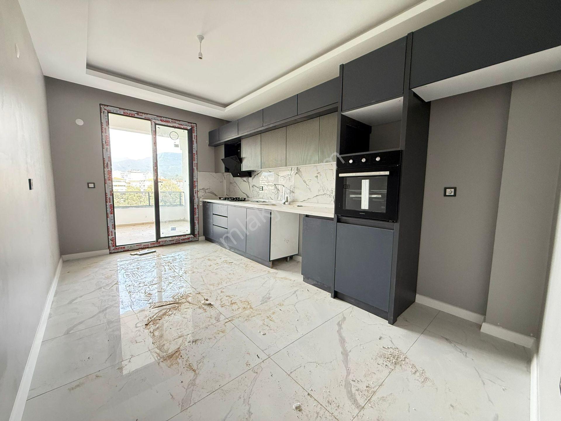 ▇ Kadıköy'de Site İçin'de 130 M2 Geniş Balkonlu 2+1 Lüks Daire ▇ - Görsel 16