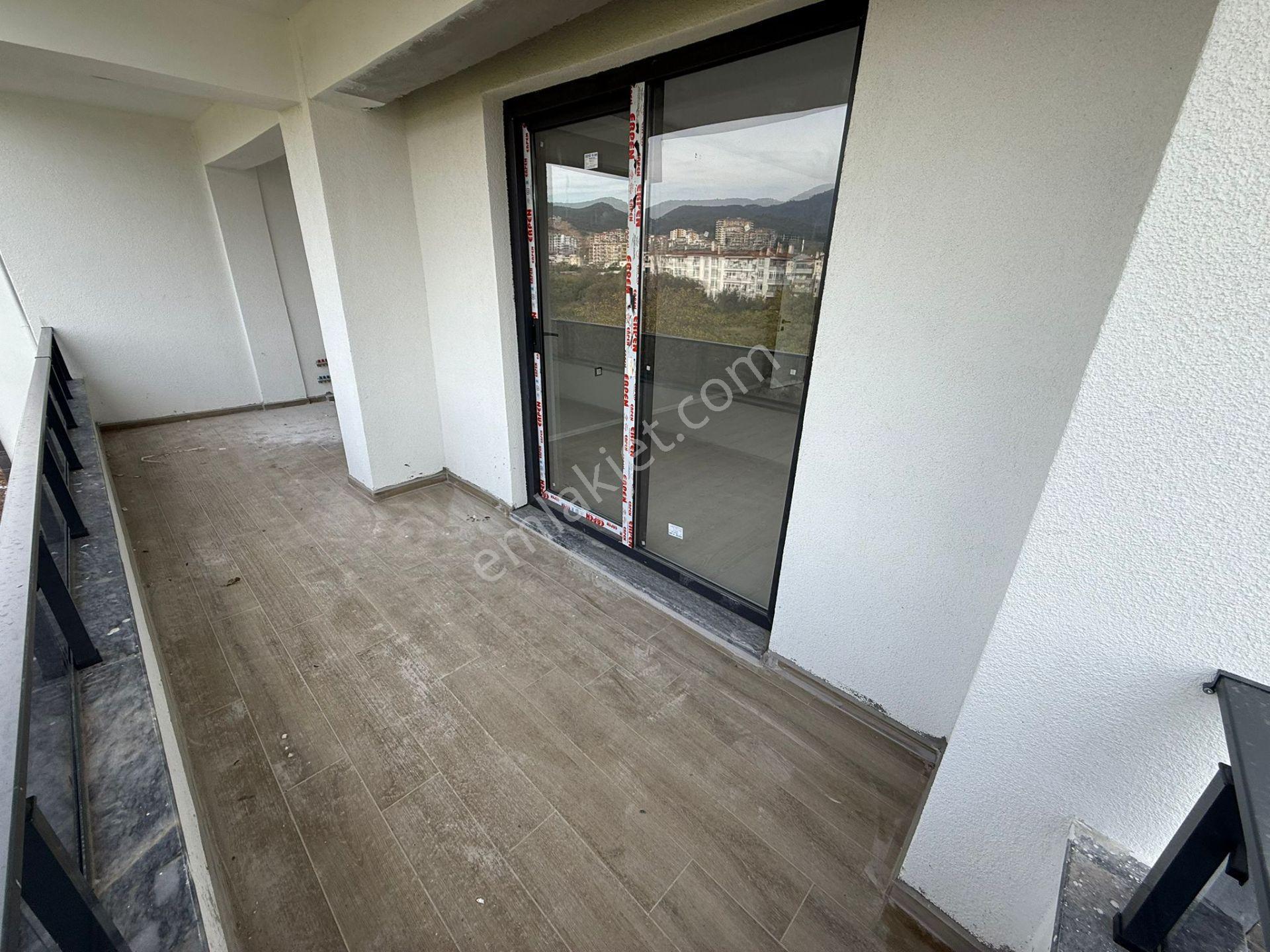 ▇ Kadıköy'de Site İçin'de 130 M2 Geniş Balkonlu 2+1 Lüks Daire ▇ - Görsel 32