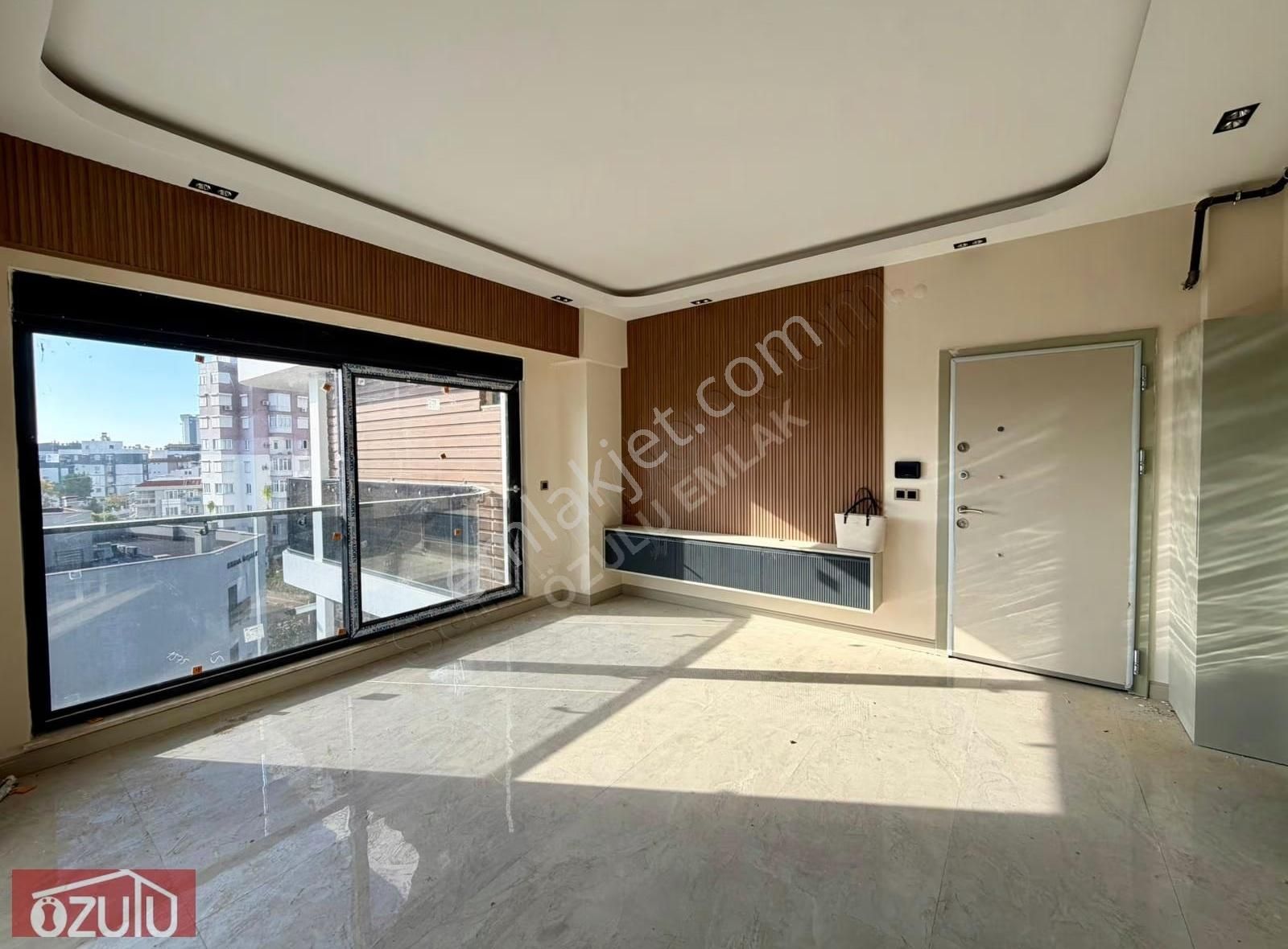 Güzeloba Viaport Satılık 1+1 Daire - Görsel 3