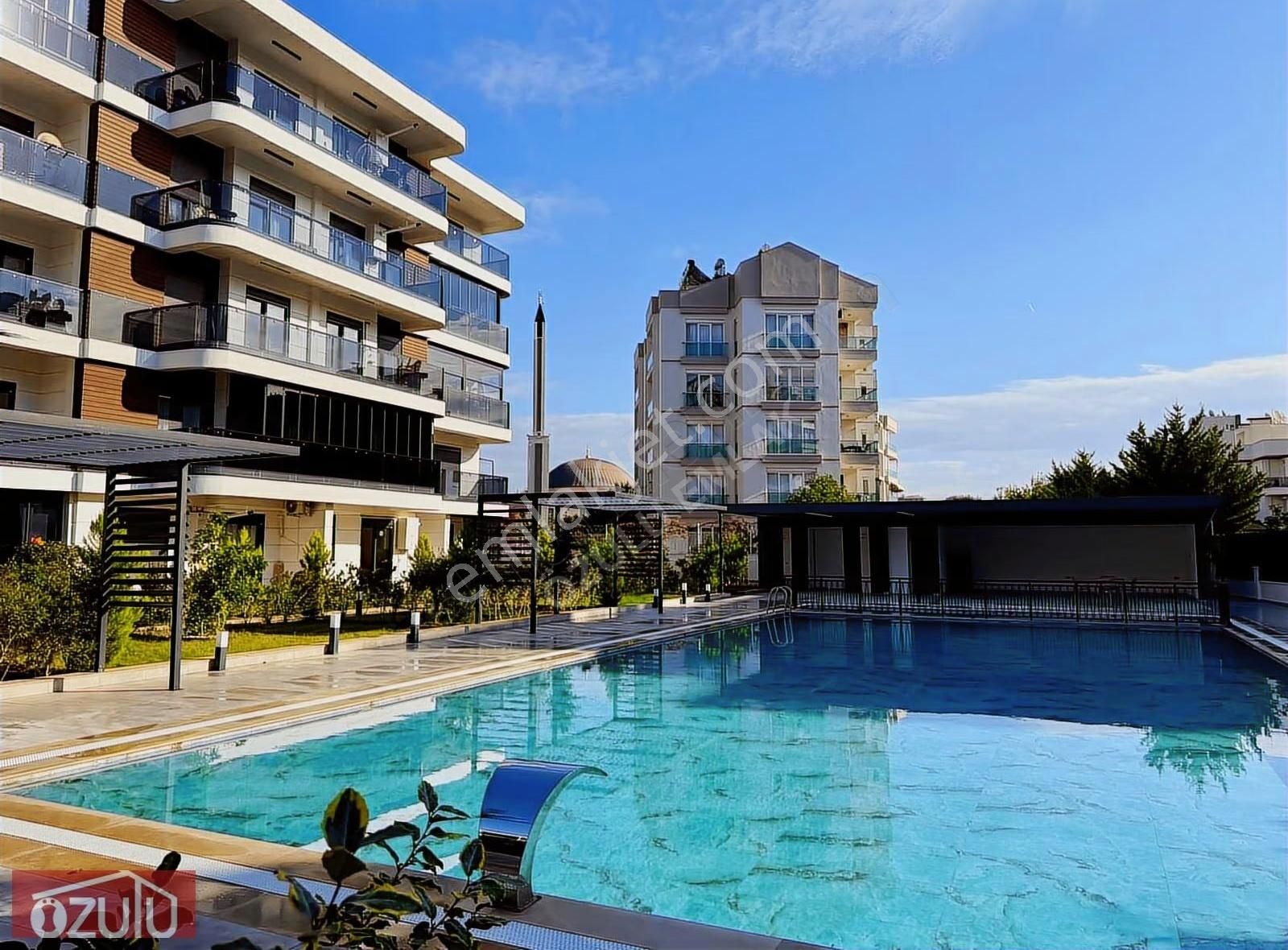 Güzeloba Viaport Satılık 1+1 Daire