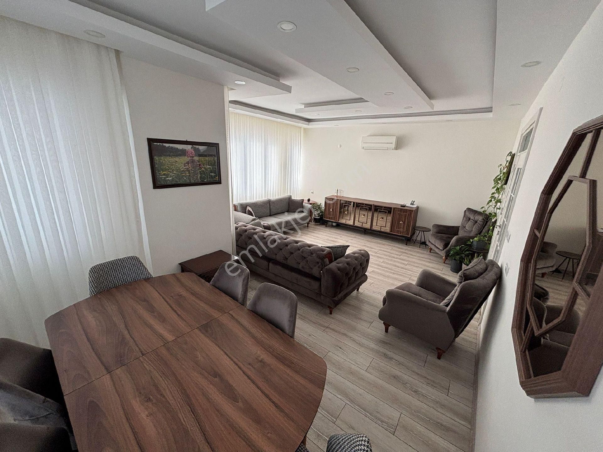 Konyaaltı Siteler Mah. Site İçinde Baştan Sona Yenilenmiş 3+1 - Görsel 2