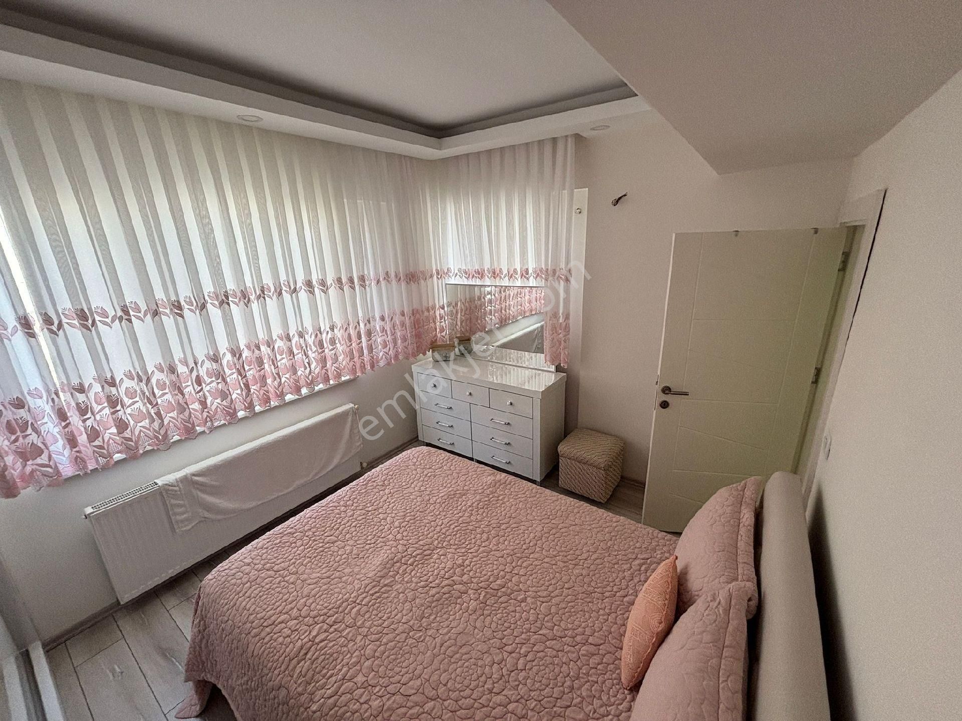 Konyaaltı Siteler Mah. Site İçinde Baştan Sona Yenilenmiş 3+1 - Görsel 6