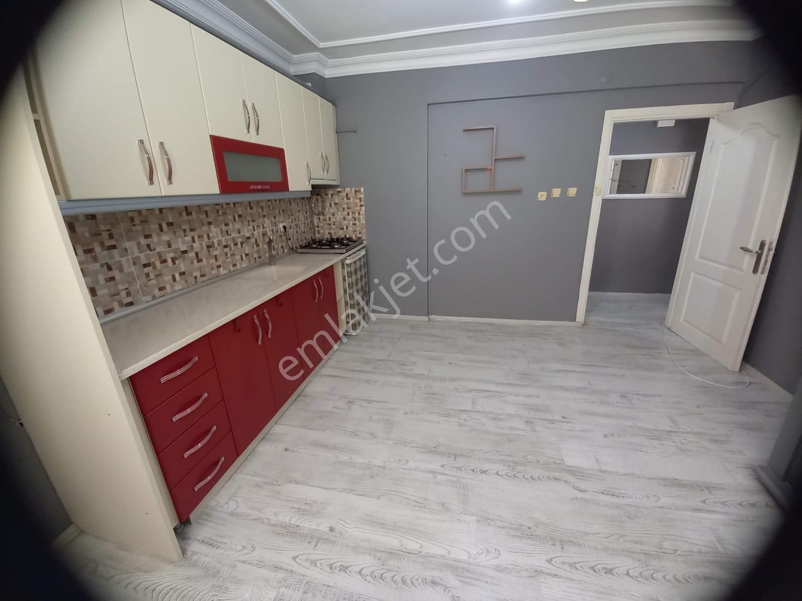 Sahibinden Gürpınar Pınartepe Mah. Cadde Üzeri Mustakil Konumda Geniş Bahçe Ve Deniz Manzaralı Daire - Görsel 14