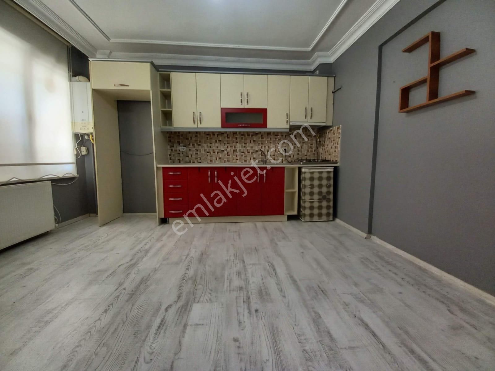 Sahibinden Gürpınar Pınartepe Mah. Cadde Üzeri Mustakil Konumda Geniş Bahçe Ve Deniz Manzaralı Daire - Görsel 13