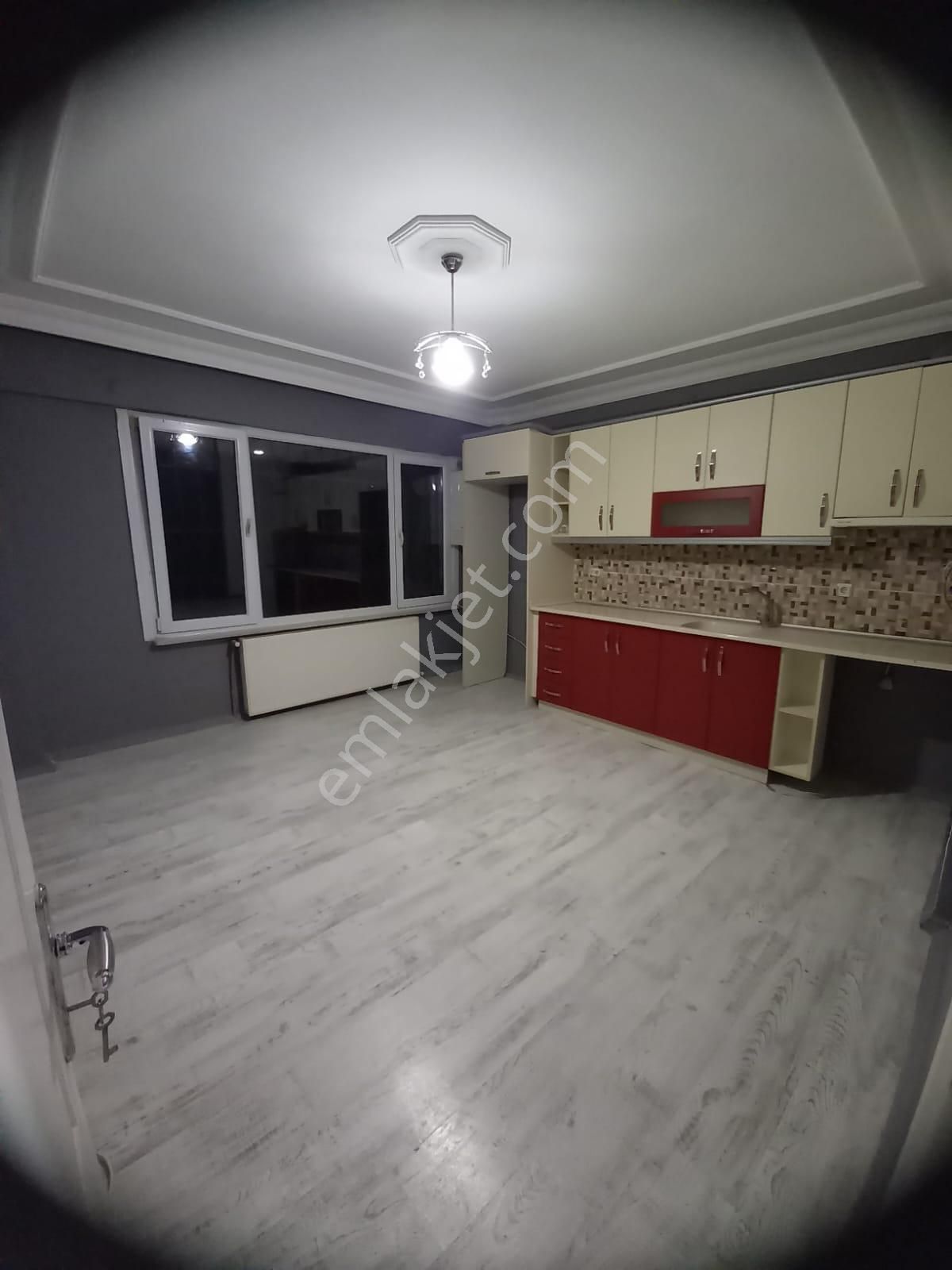 Sahibinden Gürpınar Pınartepe Mah. Cadde Üzeri Mustakil Konumda Geniş Bahçe Ve Deniz Manzaralı Daire - Görsel 15