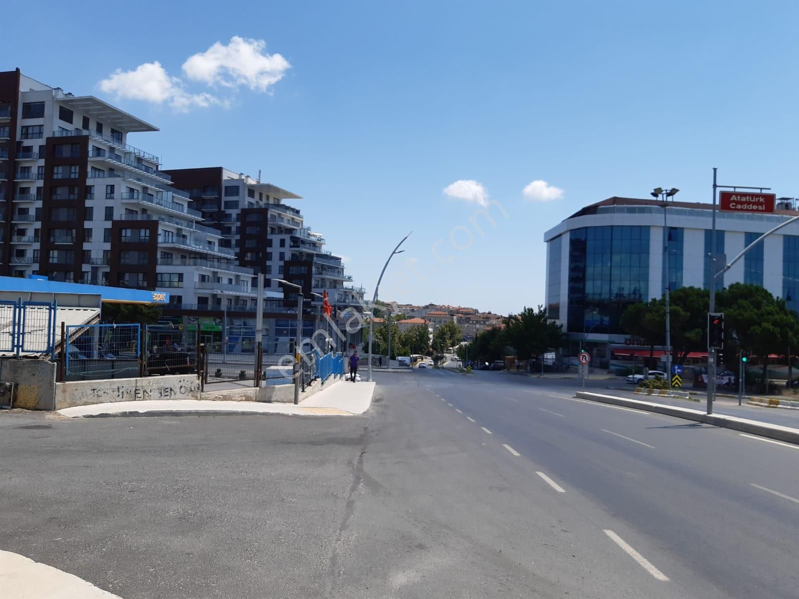 Sahibinden Gürpınar Pınartepe Mah. Cadde Üzeri Mustakil Konumda Geniş Bahçe Ve Deniz Manzaralı Daire