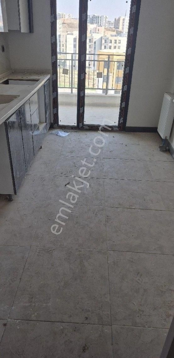 Dikmece Tokilerde 3+1 Kiralık Daire - Görsel 3