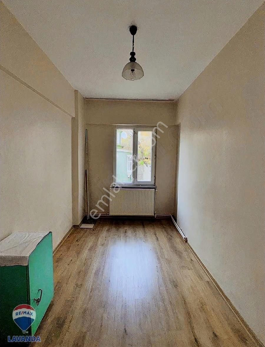 Şehir Merkezinde 3+1 Masrafsız Ve Aydınlık Daire - Görsel 4