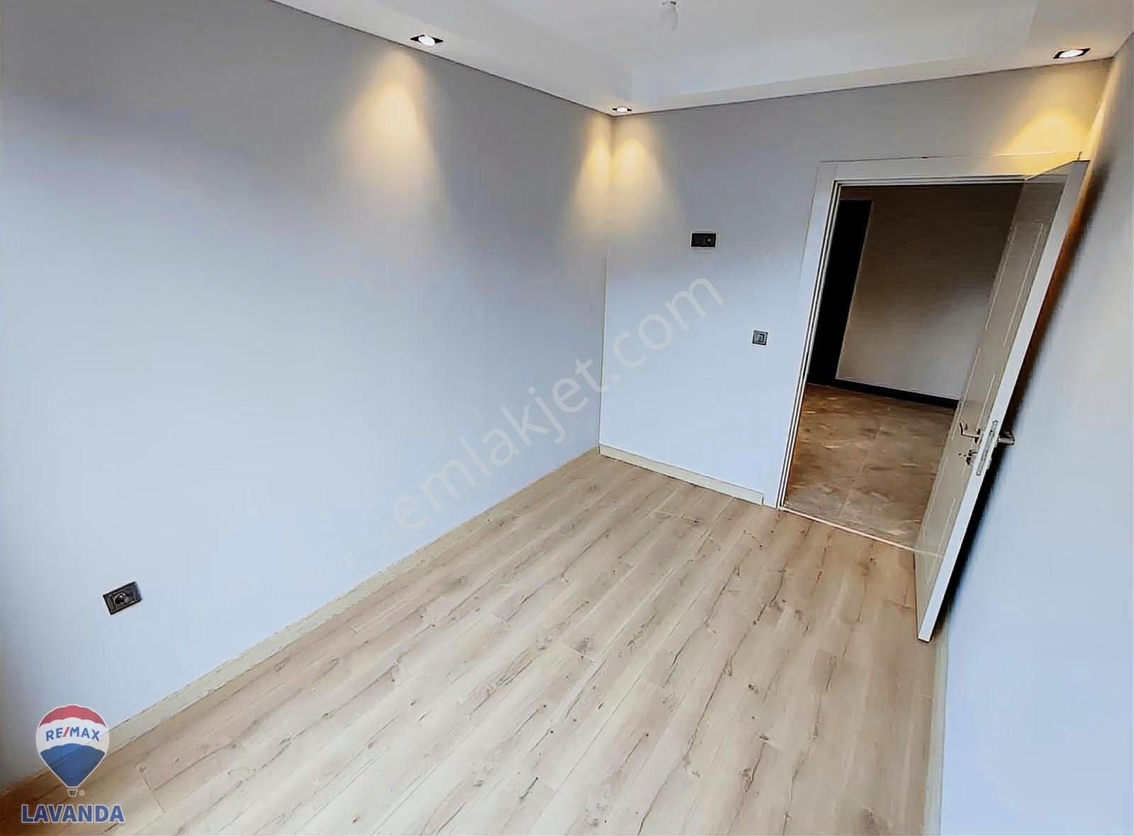 Remax Lavanda'dan Beylikdüzü Kavaklı'da Kiralık 3+1 Daire - Görsel 9