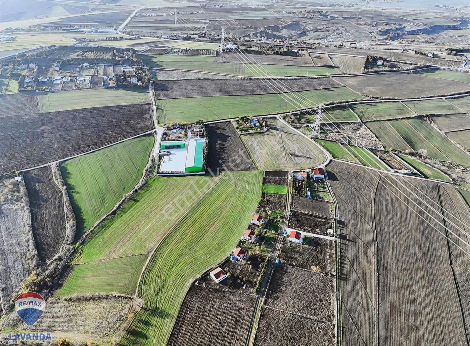 İstanbul Silivri Akörende 12.549 M² İmara Sınır Yatırımlık Tarla