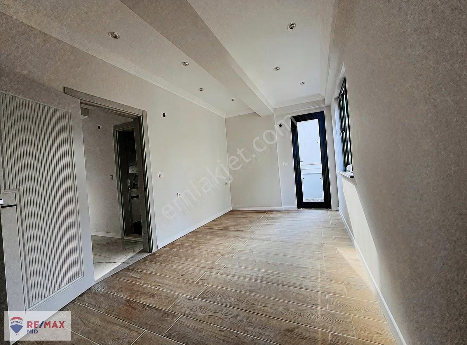Remax Mıd Ofısınde Kıralık Daıre - Görsel 16