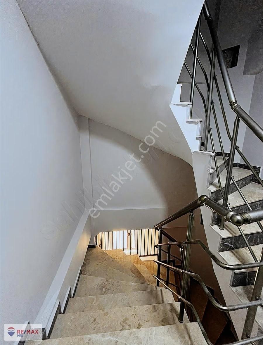 Remax Mıd Ofısınde Kıralık Daıre - Görsel 10