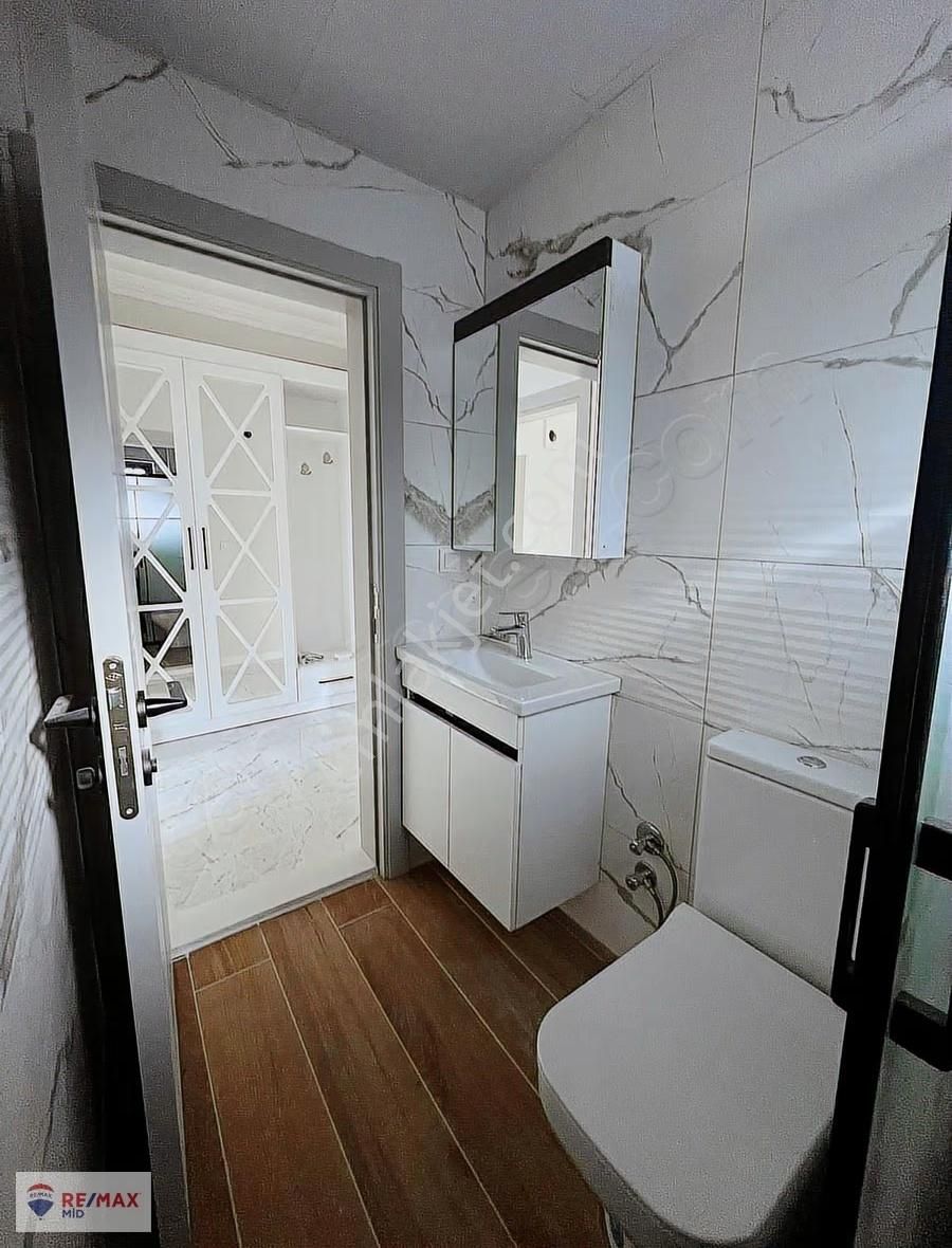 Remax Mıd Ofısınde Kıralık Daıre - Görsel 6