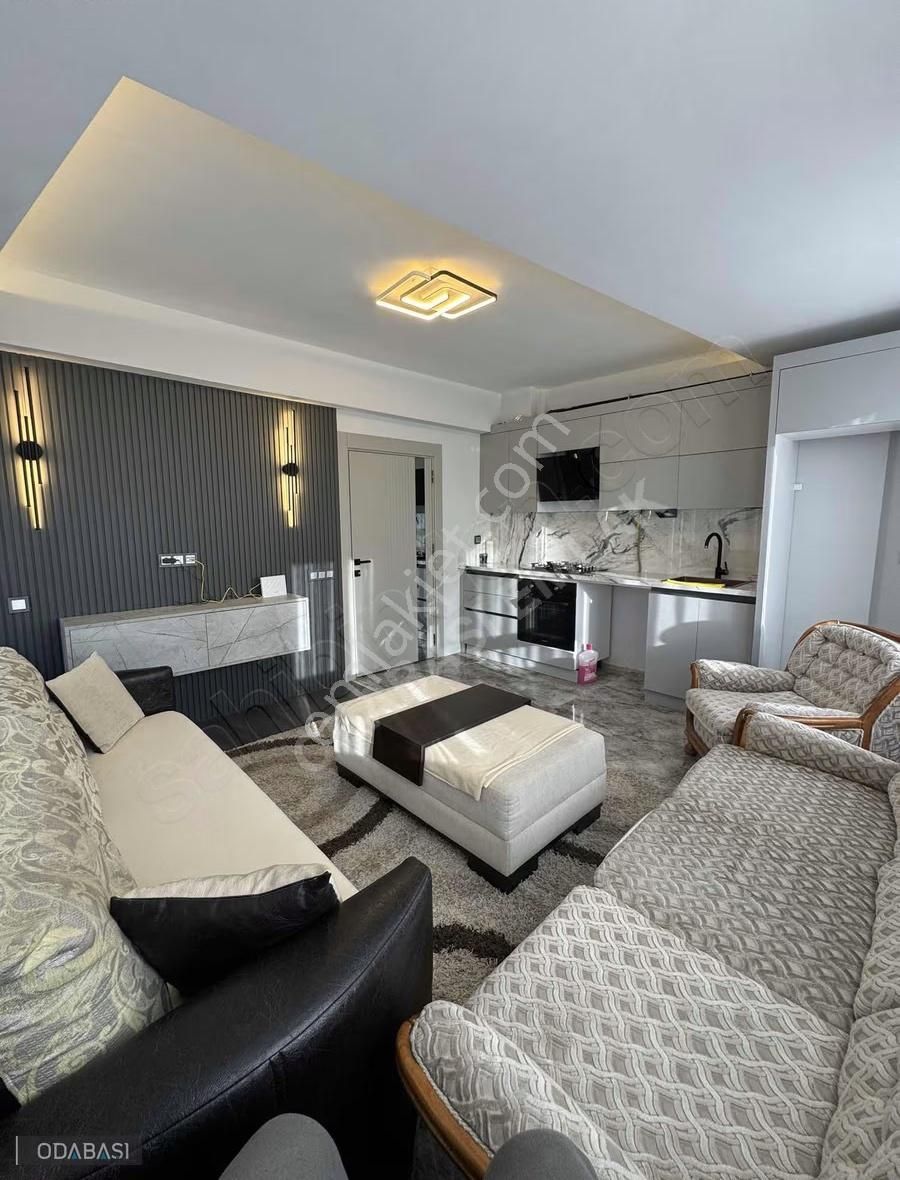 Merkezi Konum Ful Eşyalı Lüks 1+1 - Görsel 9