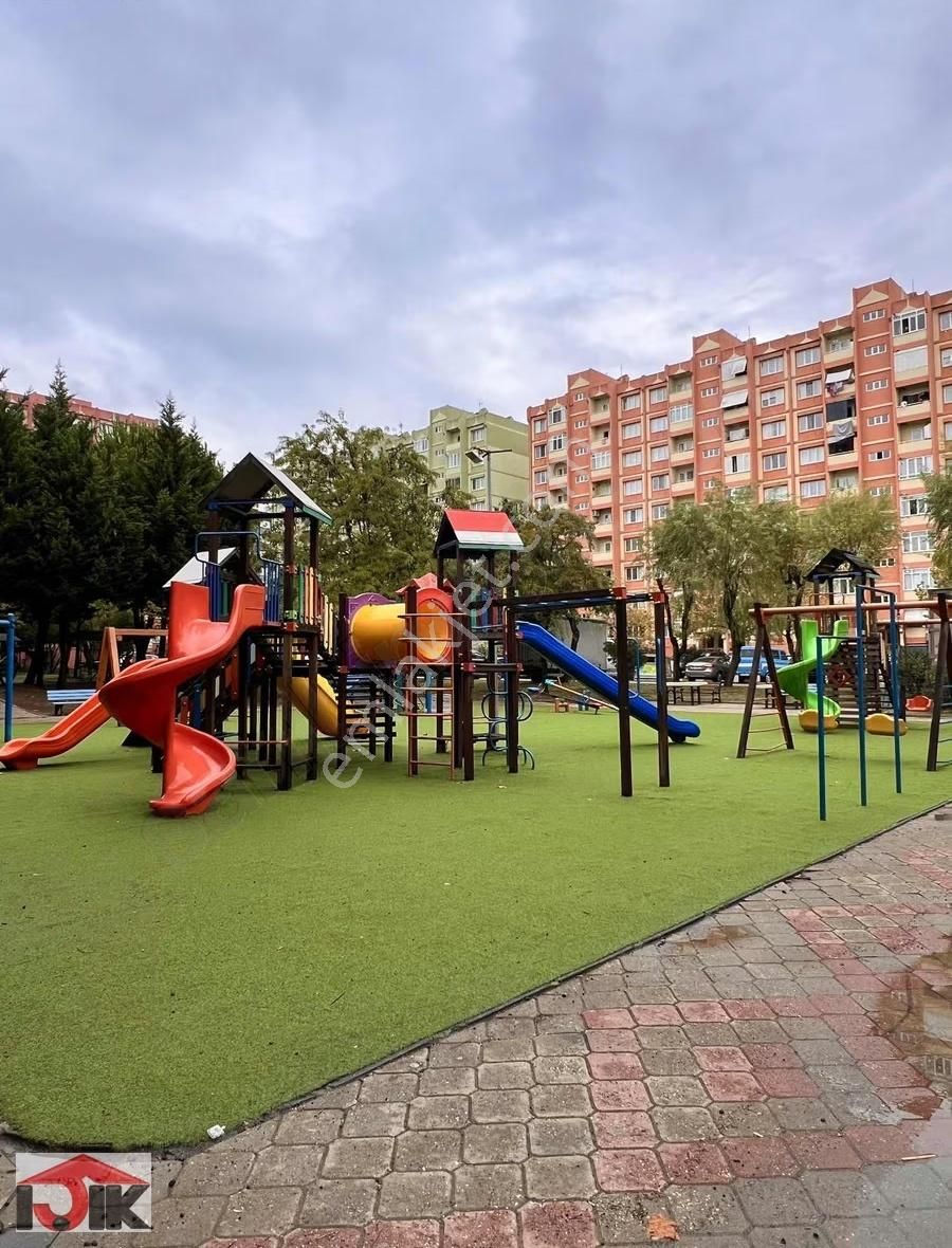 Marmara Evleri 2.kısım İki Cephe Yeşil Peyzaj