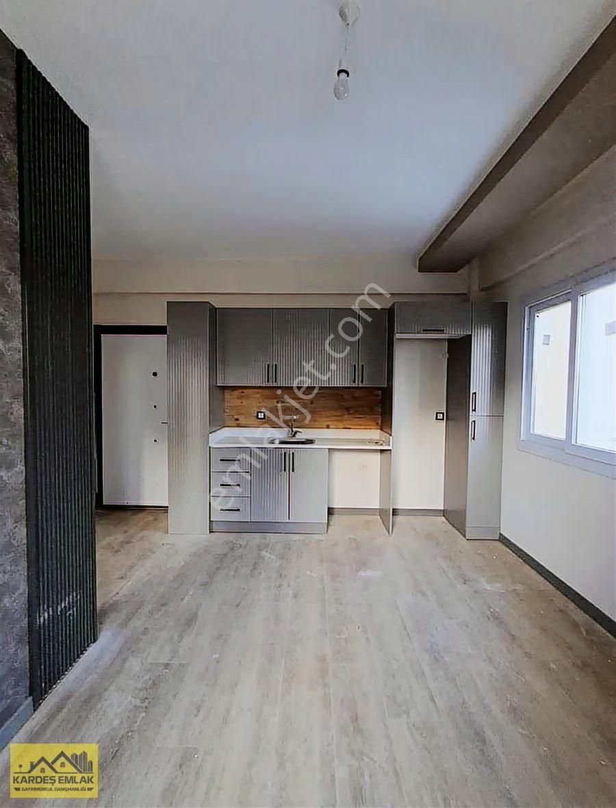 Kardeş Emlktan Gültepe Gelincik Cd İskanlı Hsarsız 1+1 Satılık D - Görsel 15