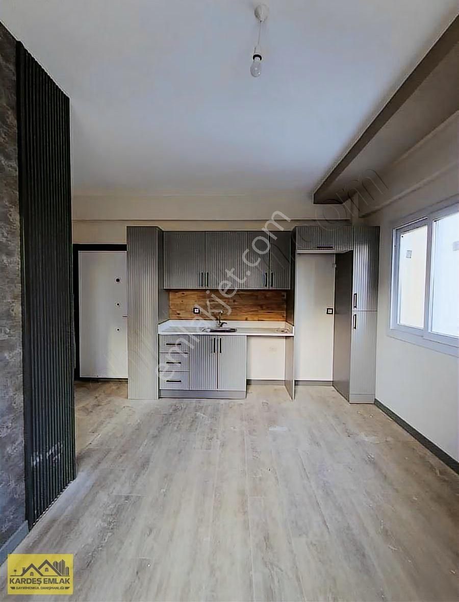 Kardeş Emlktan Gültepe Gelincik Cd İskanlı Hsarsız 1+1 Satılık D - Görsel 9