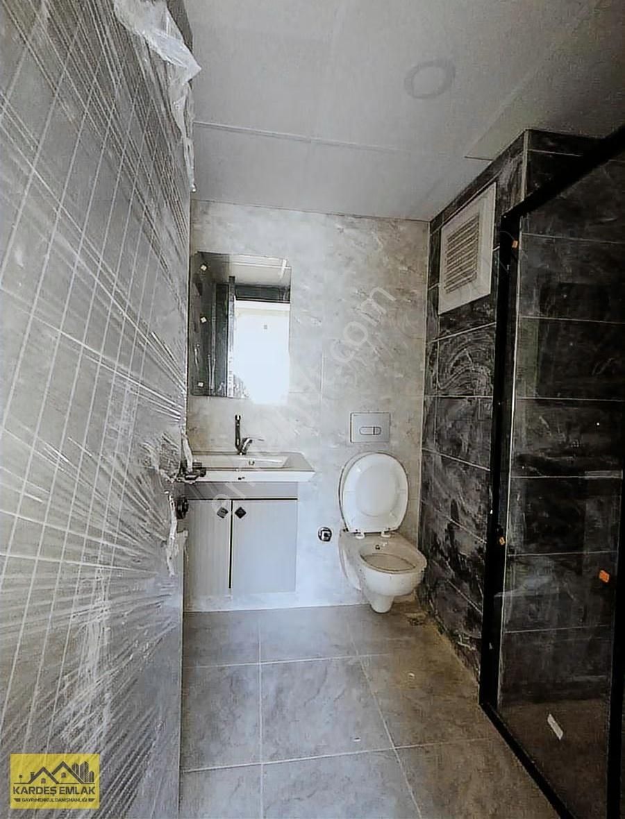 Kardeş Emlktan Gültepe Gelincik Cd İskanlı Hsarsız 1+1 Satılık D - Görsel 3