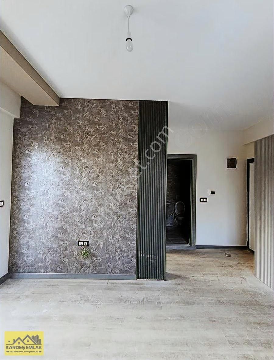 Kardeş Emlktan Gültepe Gelincik Cd İskanlı Hsarsız 1+1 Satılık D - Görsel 5