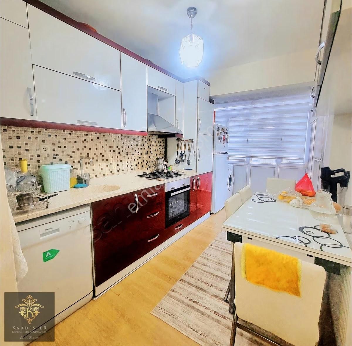 Güzelyalı Mahallesinde Denize Yürüme Mesafesinde Satılık Daire - Görsel 13