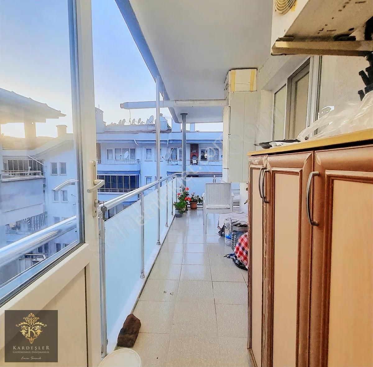 Güzelyalı Mahallesinde Denize Yürüme Mesafesinde Satılık Daire - Görsel 16