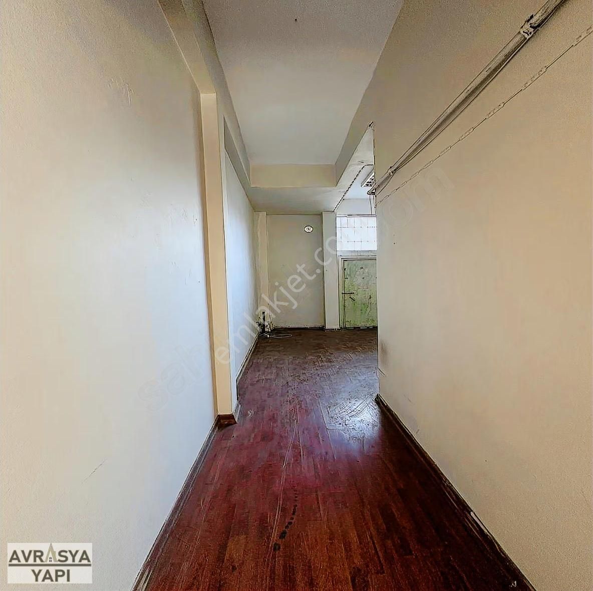 Kod 2169 Yamanevler Mah. Caddeye Cephe Bahçe Kullanımlı Kiralık - Görsel 3