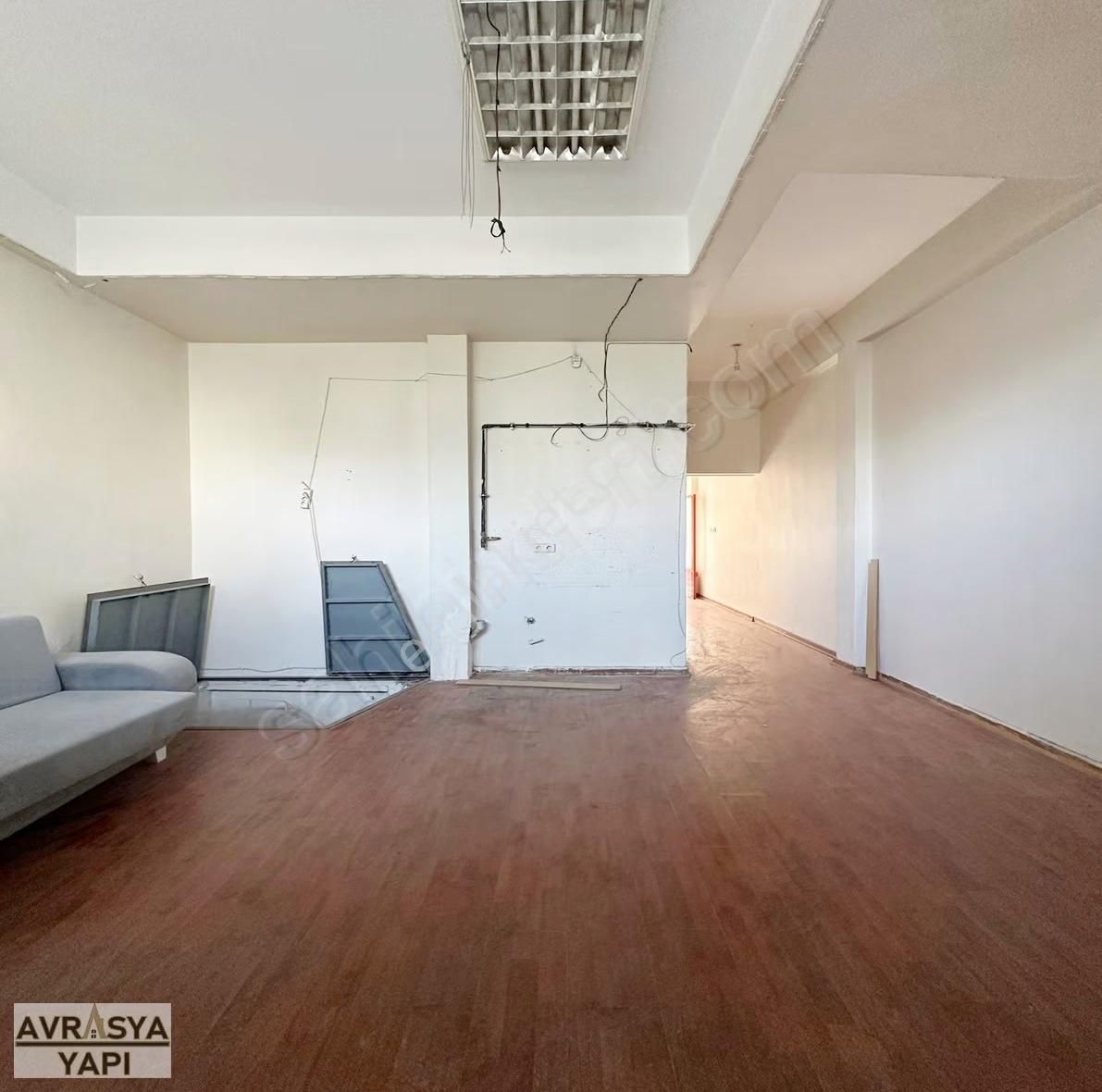 Kod 2169 Yamanevler Mah. Caddeye Cephe Bahçe Kullanımlı Kiralık - Görsel 8