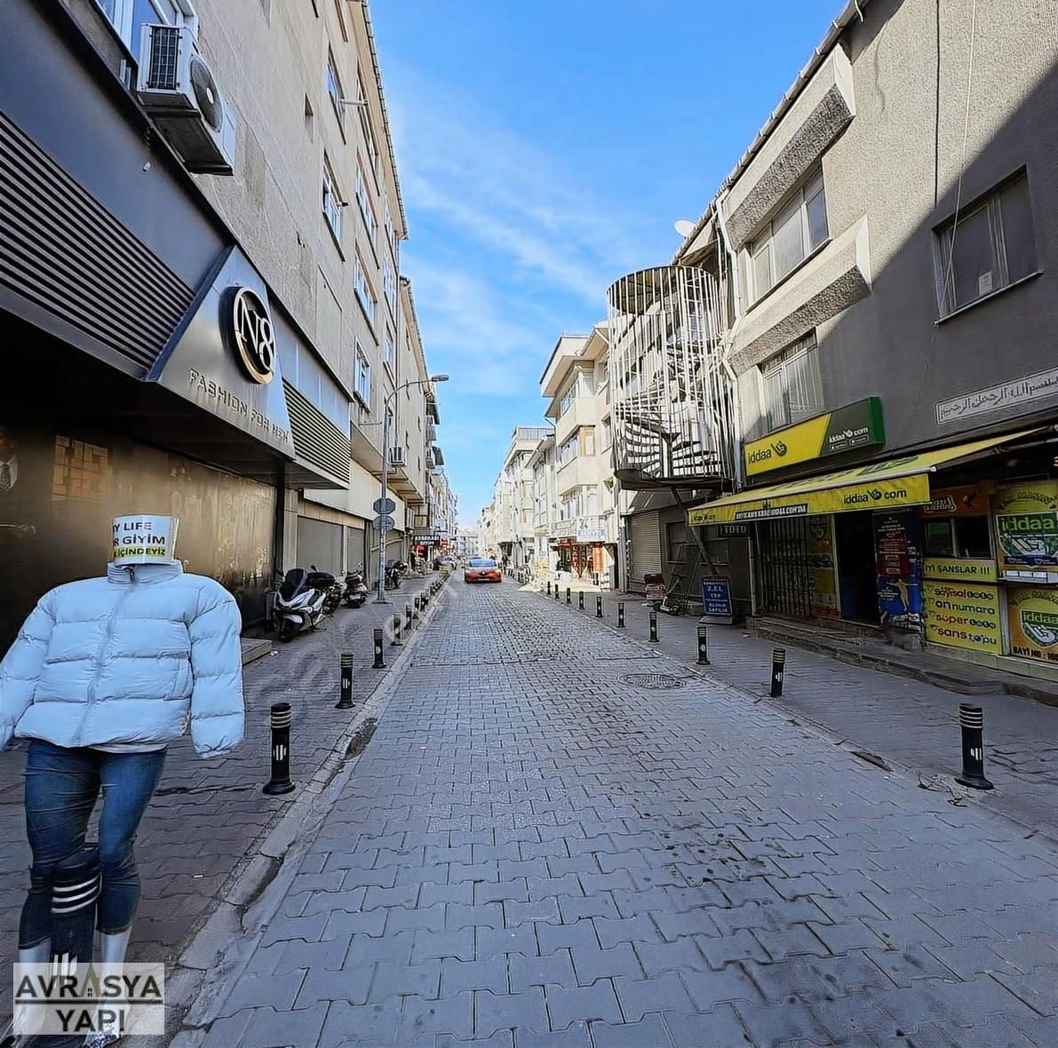 Kod 2169 Yamanevler Mah. Caddeye Cephe Bahçe Kullanımlı Kiralık - Görsel 7