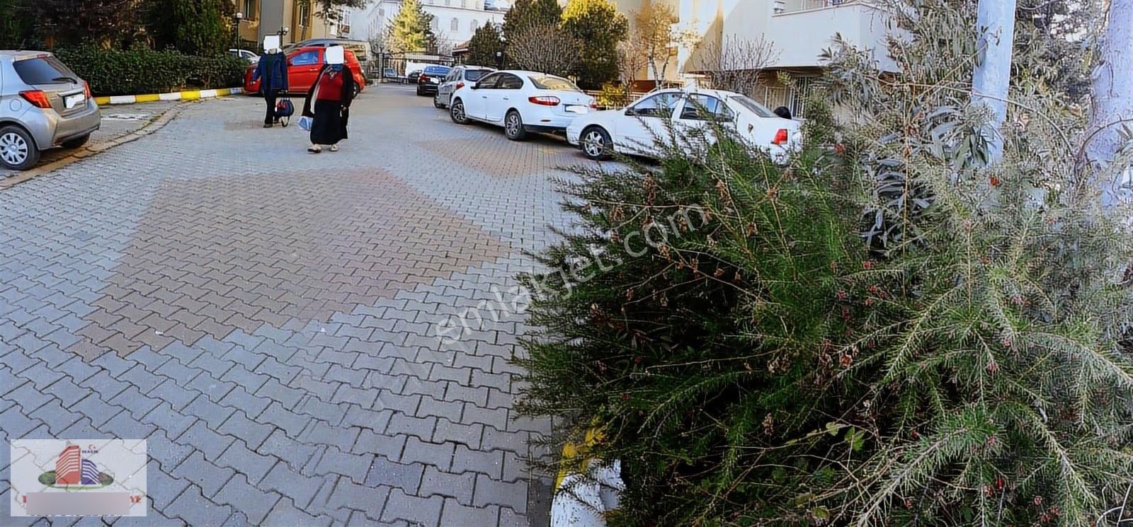 Ümraniye İstiklal Mahallesinde Site İçinde Satılık 3+1 Daire - Görsel 8