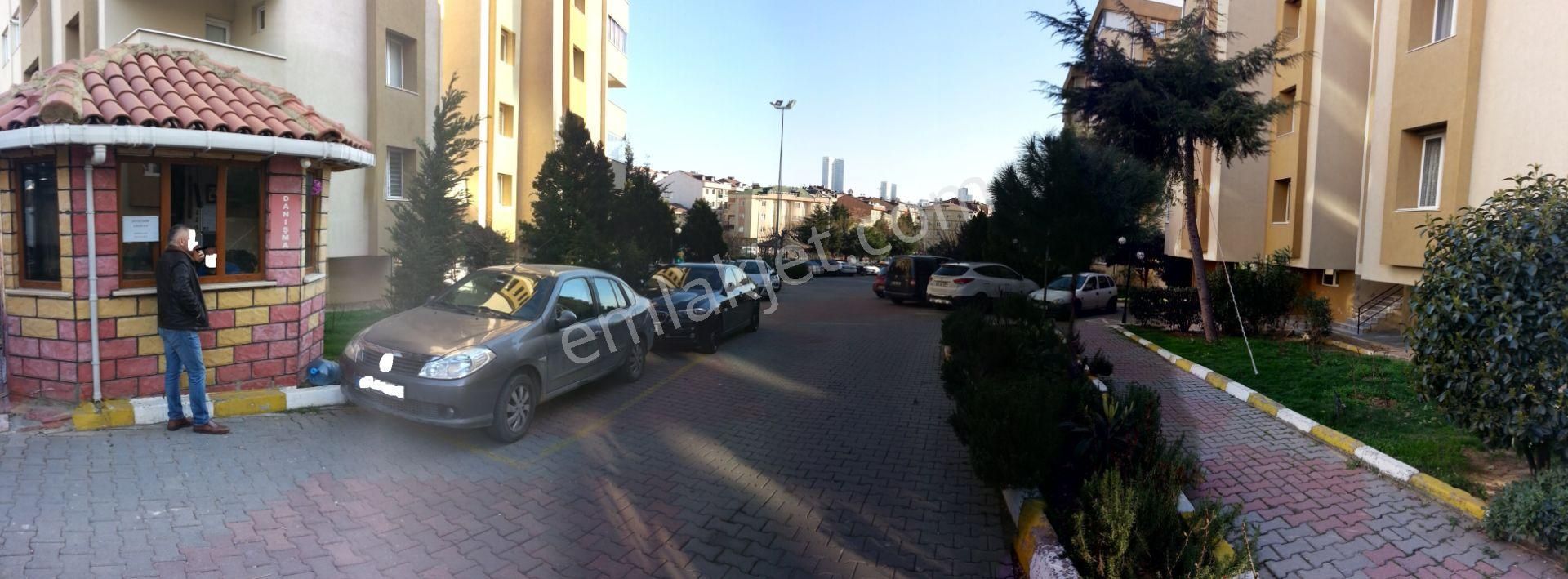 Ümraniye İstiklal Mahallesinde Site İçinde Satılık 3+1 Daire - Görsel 28