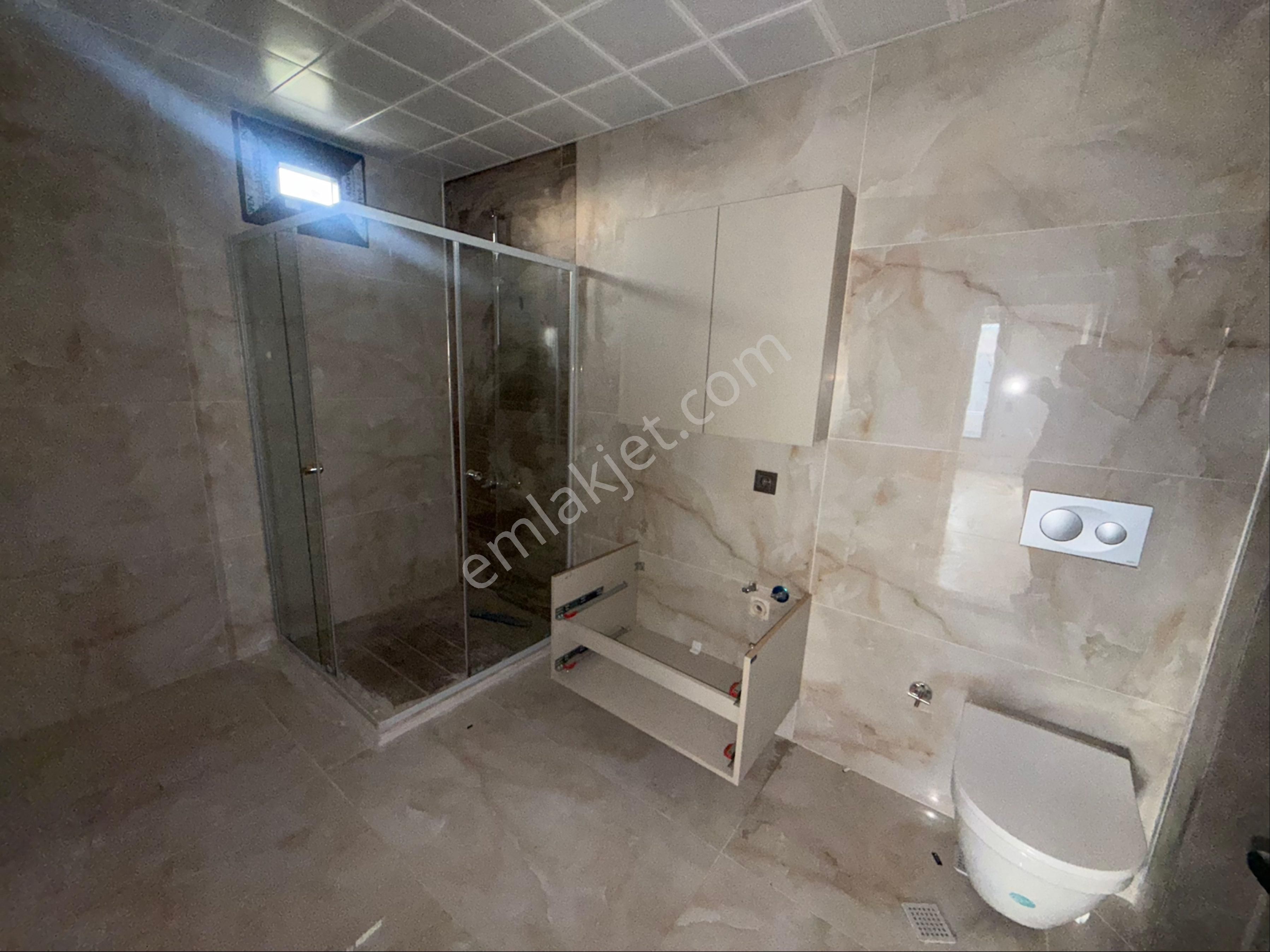 Akhisar Reşatbey'de Satılık Yüzme Havuzlu Triplex Sıfır Villa - Görsel 25