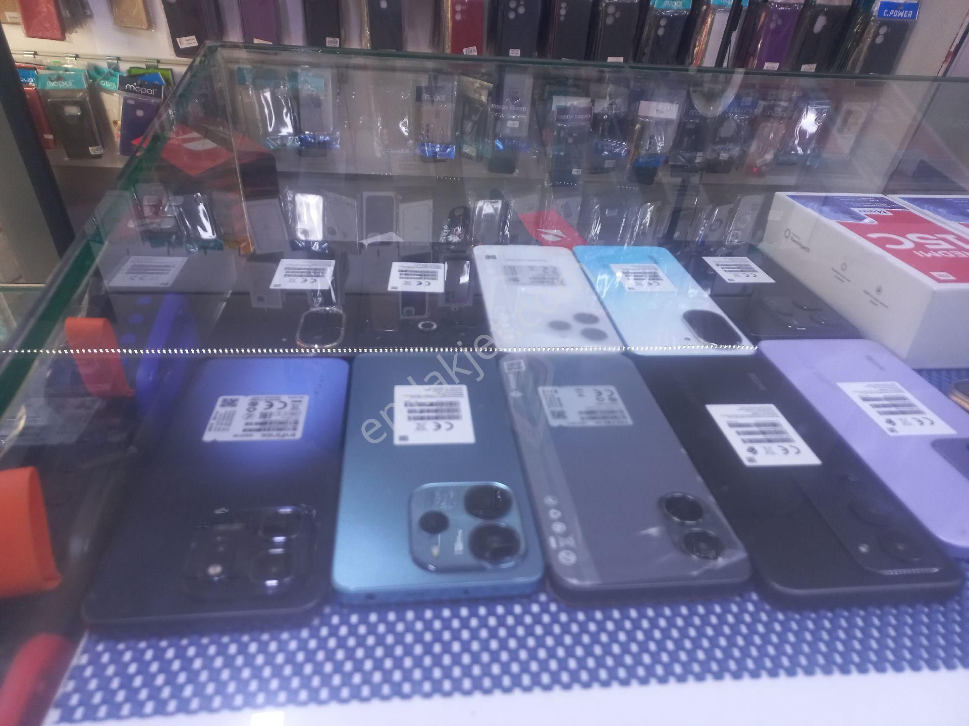 Y Dudullu Mahallesinde Cadde Üzerinde Devren Kiralık Cep Telefoncu Dükkanı - Görsel 11