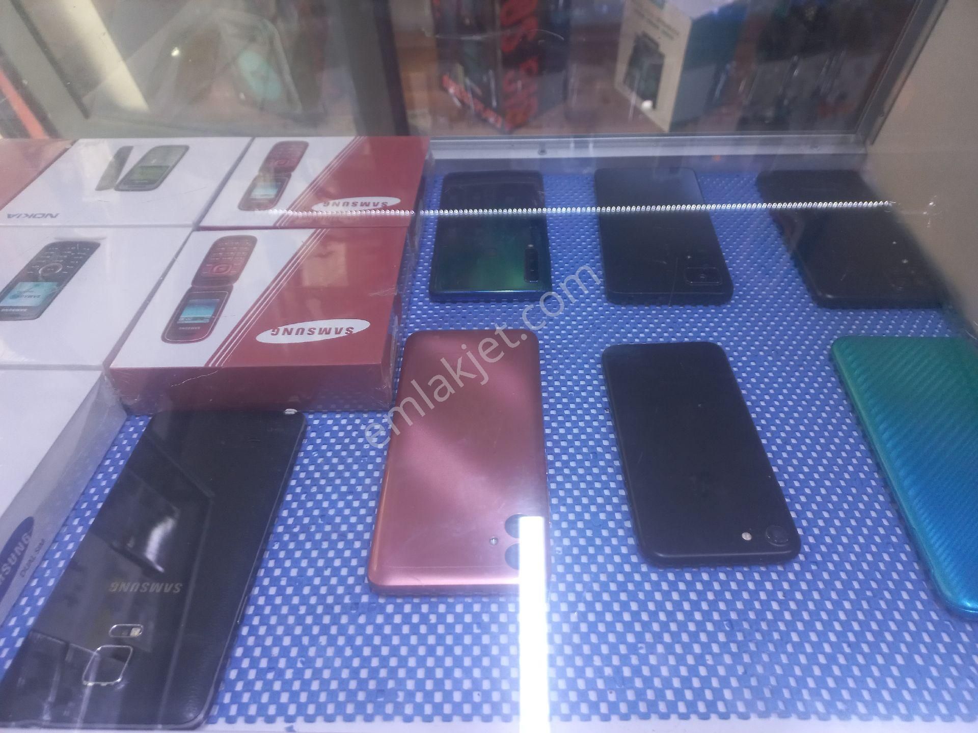 Y Dudullu Mahallesinde Cadde Üzerinde Devren Kiralık Cep Telefoncu Dükkanı - Görsel 10