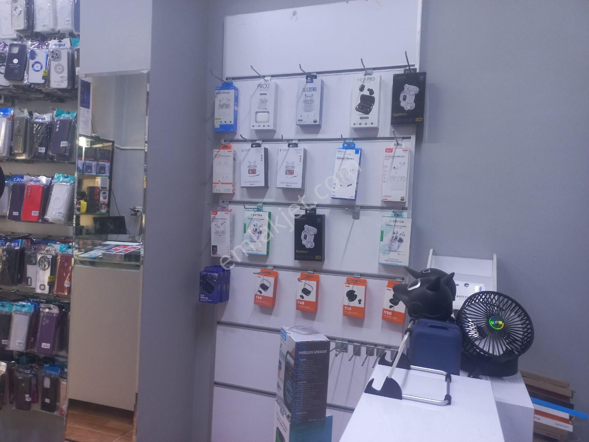 Y Dudullu Mahallesinde Cadde Üzerinde Devren Kiralık Cep Telefoncu Dükkanı - Görsel 7